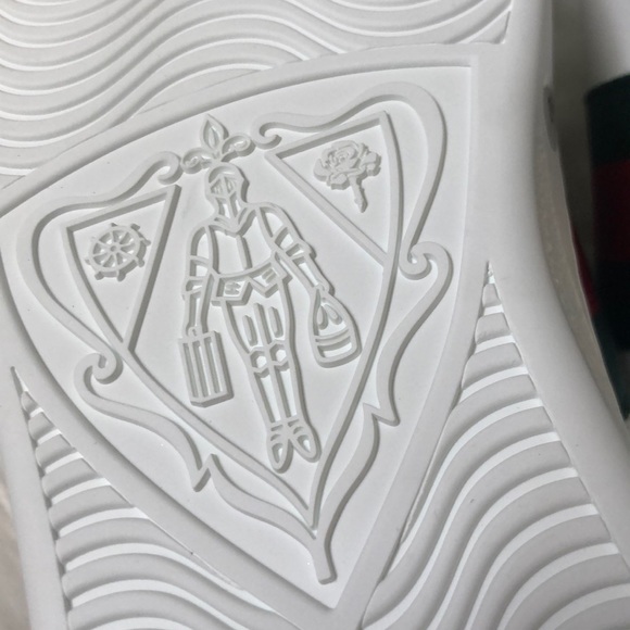 🆕 💯%Auth Gucci Sneakers Ace Embroidered Gucci 10 / US 11 - Picture 5 of 13